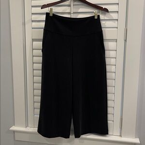 Athleta Black Seasoft Wide Leg Crop Pant. Like New!